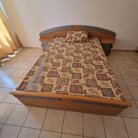 Apartment - Centre